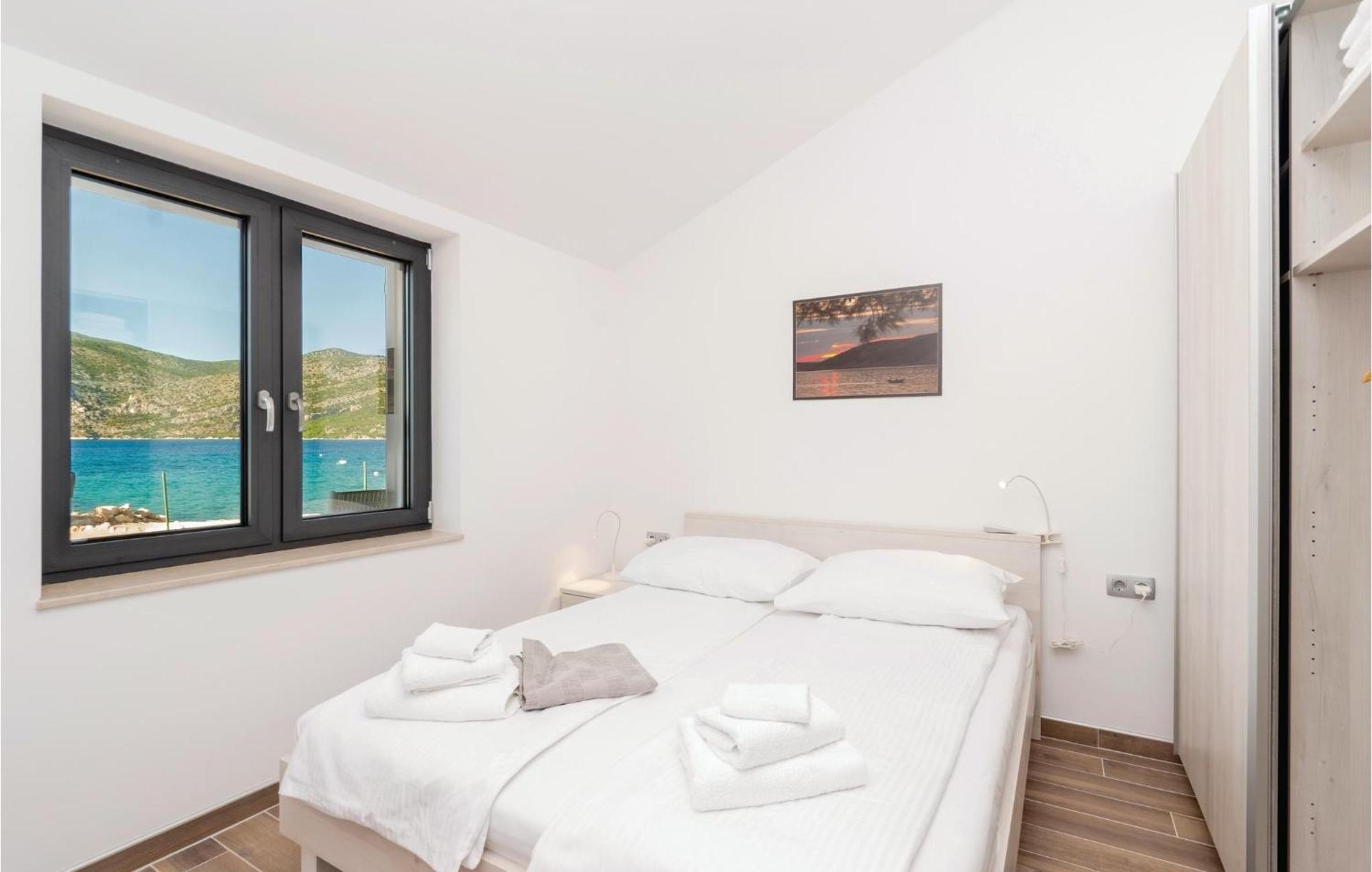 Nice Home In Kneze With Wifi Pupnat Exterior foto