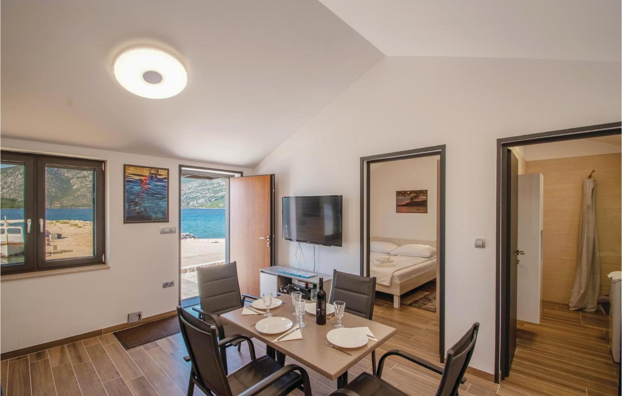 Nice Home In Kneze With Wifi Pupnat Exterior foto
